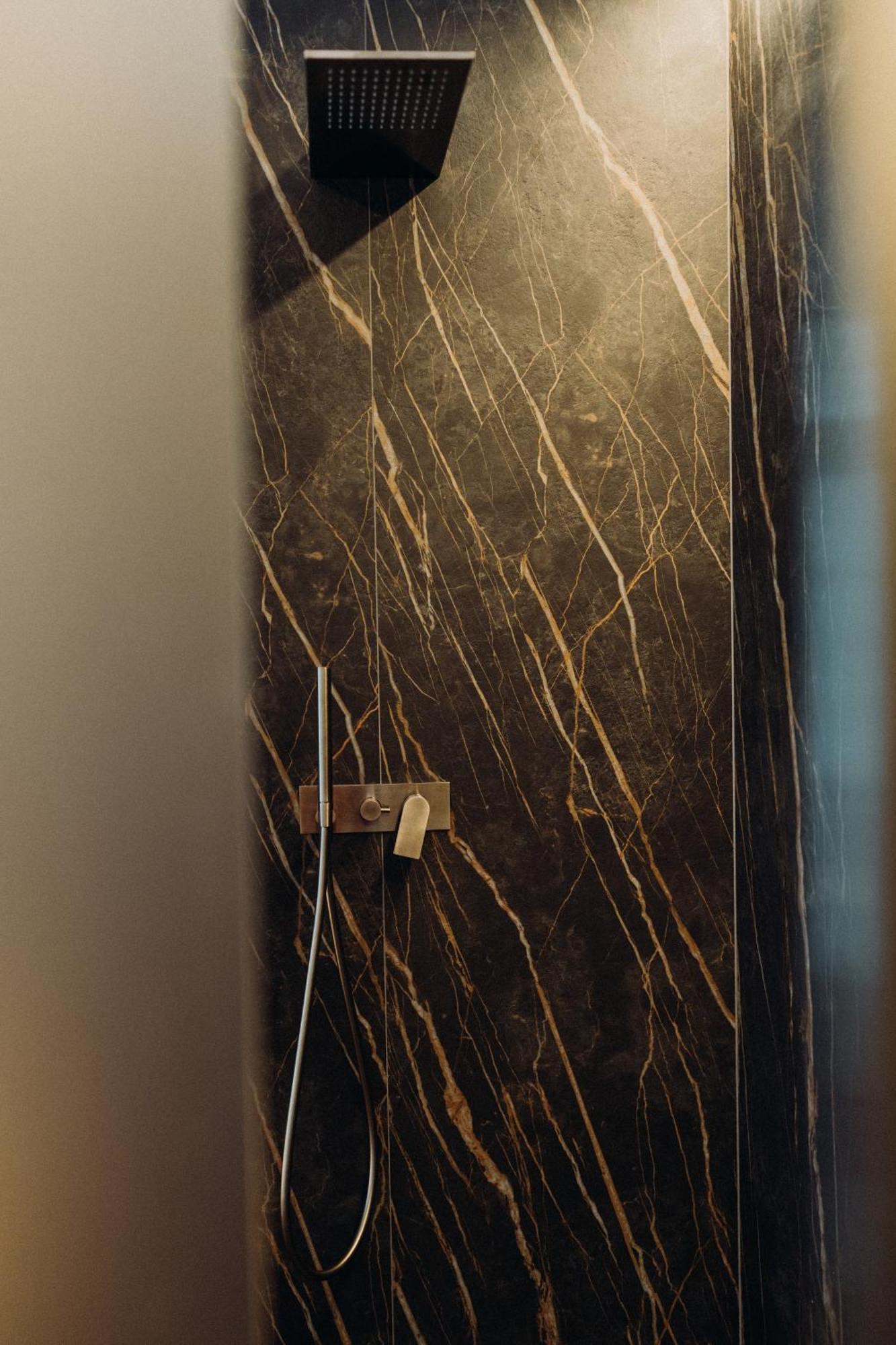 Meta Suites Historic City Living ボルツァーノ エクステリア 写真