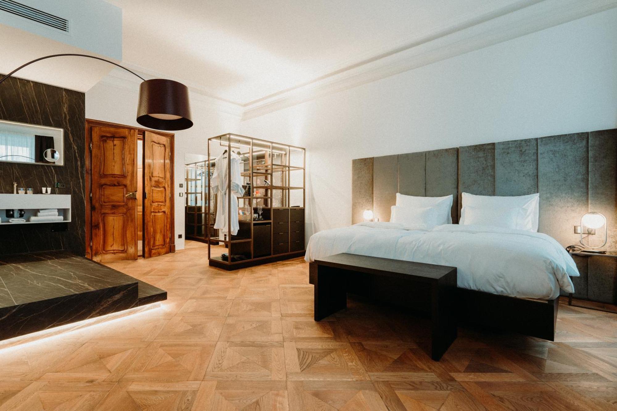 Meta Suites Historic City Living ボルツァーノ エクステリア 写真